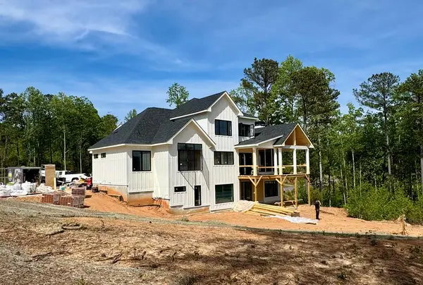 825 Oak Park Drive, Talking Rock, GA 30175