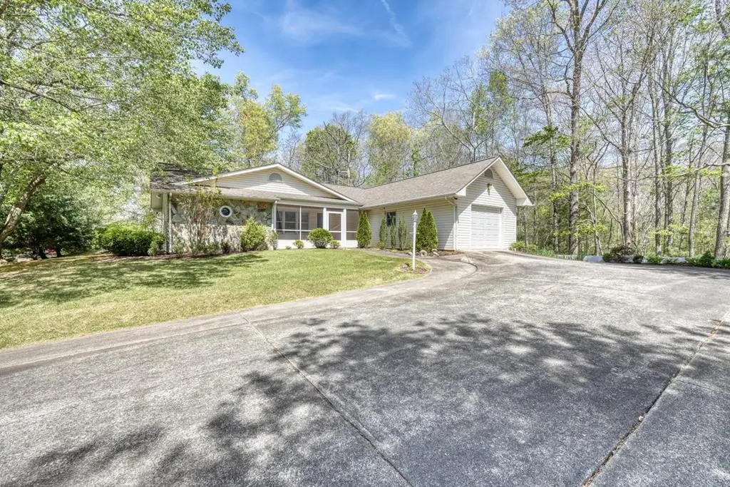 27 E Dogwood Lane, Blue Ridge, GA 30513 - #1