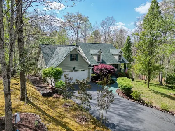 1514 Smithfield Lane, Young Harris, GA 30582