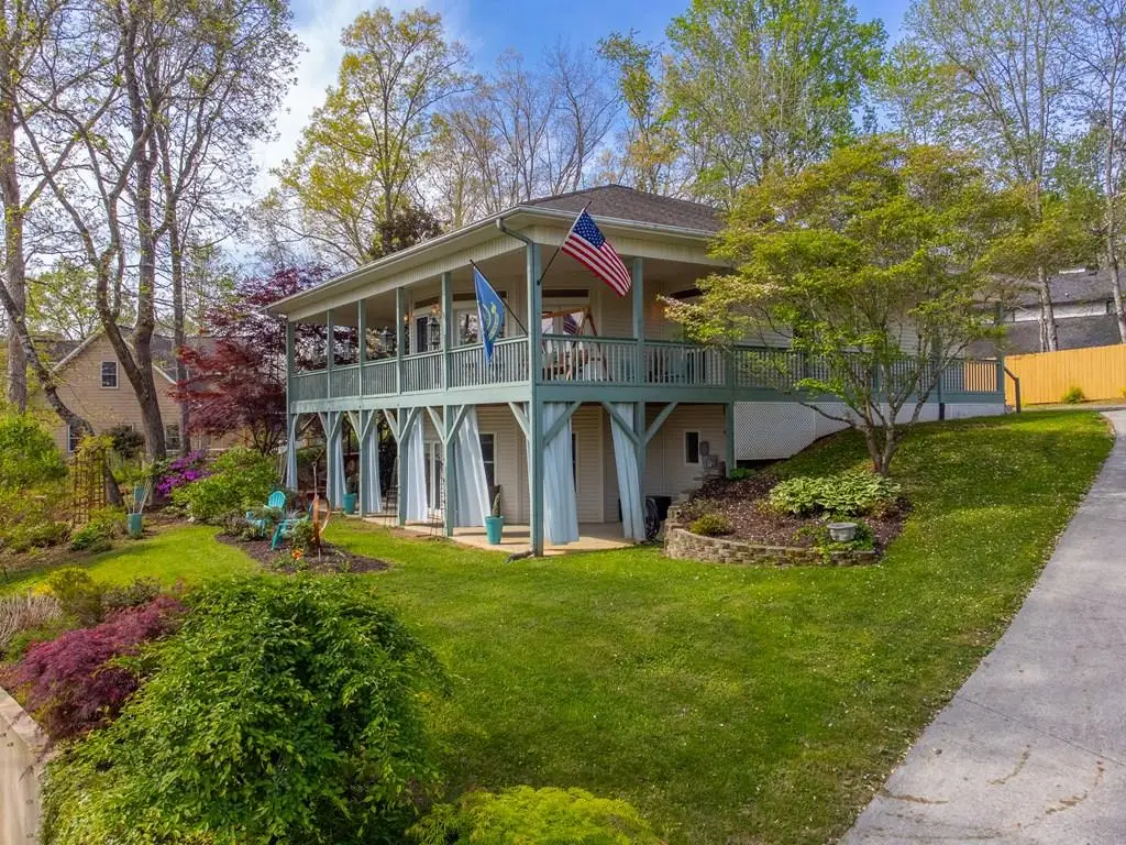 218 Lakeshore Drive, Hayesville, NC 28904 - #1