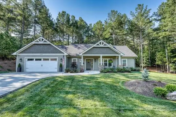 345 Loftis Mountain Way, Blairsville, GA 30512