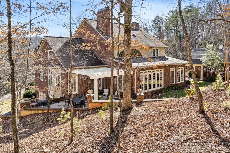 4323 Spring Court Cove, Young Harris, GA 30582 - #2