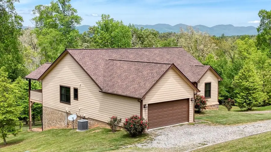 366 Upper Fox Trail, Blairsville, GA 30512 - #2