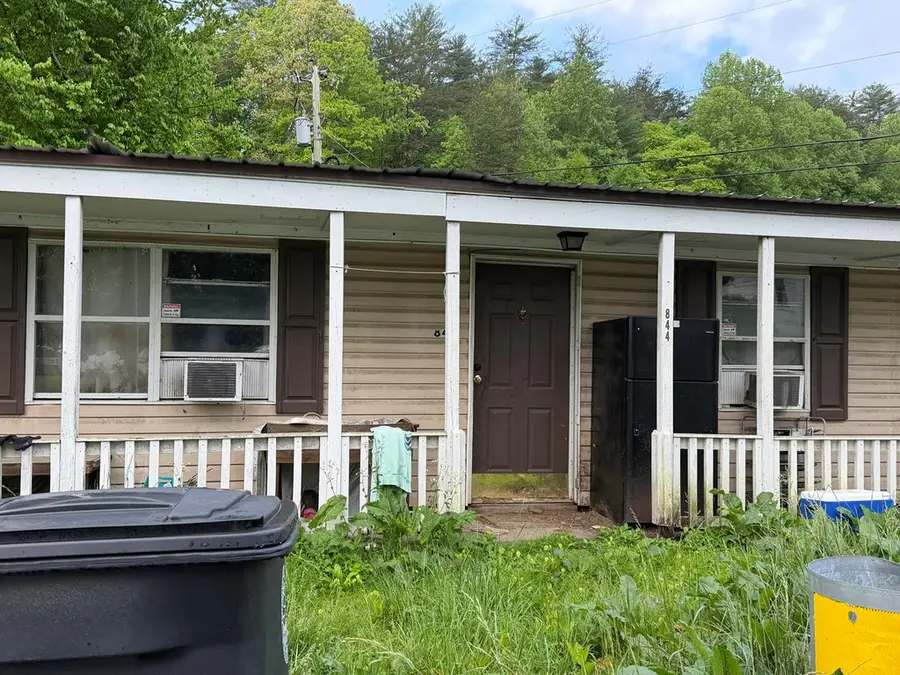 844 Hiwassee Street, Murphy, NC 28906 - #2