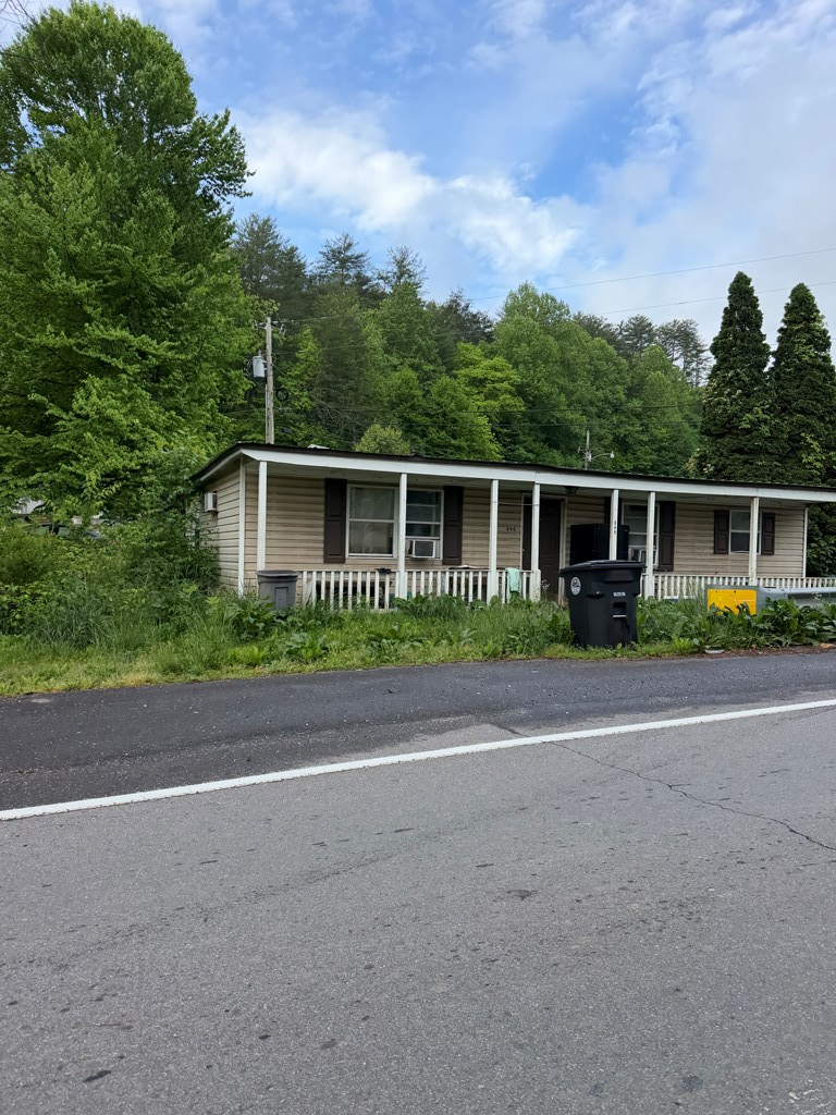 844 Hiwassee Street, Murphy, NC 28906 - #3