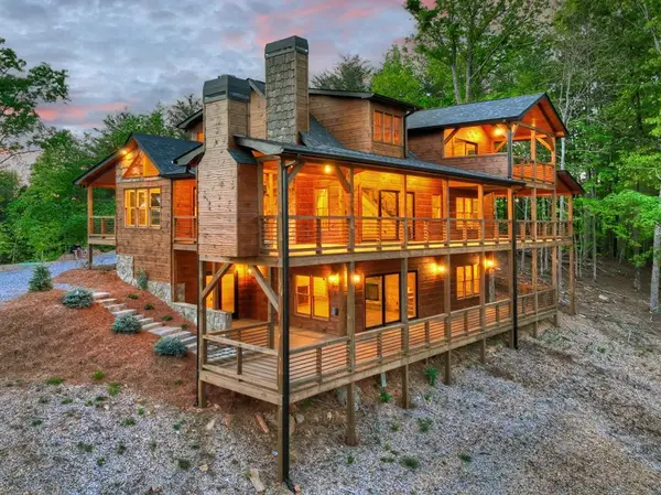291 Pine Pass Circle, Mineral Bluff, GA 30559