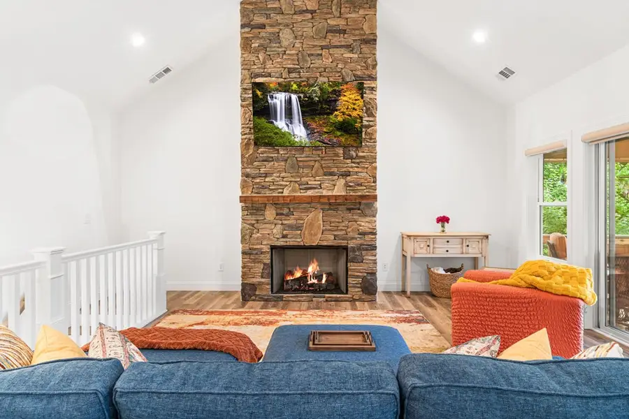 1060 Chatuge Village Circle, Hayesville, NC 28904 - #3