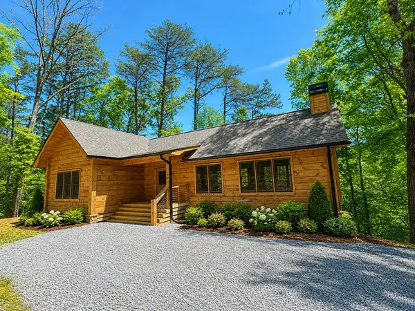 85 Moreland Trail, Blue Ridge, GA 30513