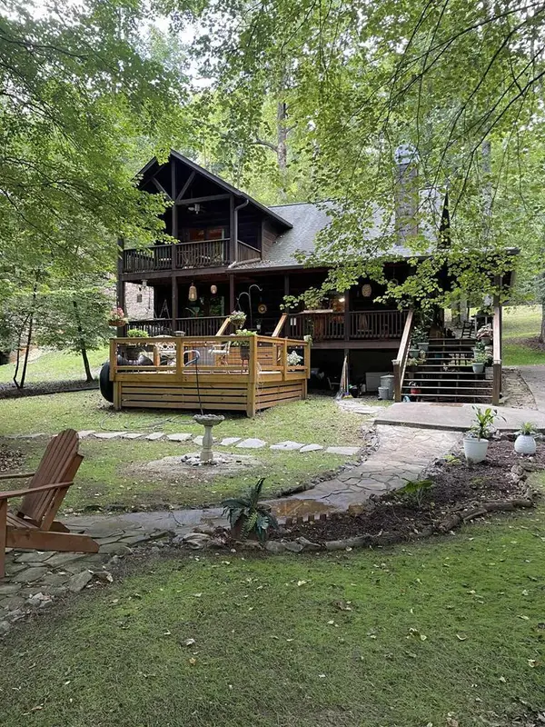658 Navaho Way, Ellijay, GA 30540