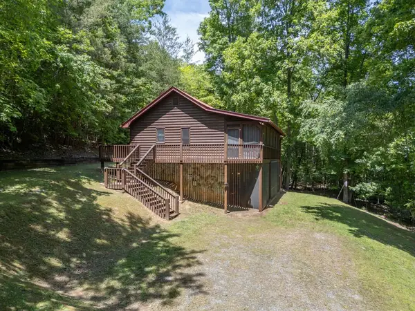 166 Lake Ridge Drive, Blue Ridge, GA 30513
