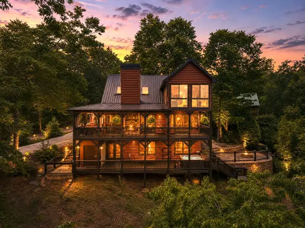 495 Trails End Ridge, Ellijay, GA 30540