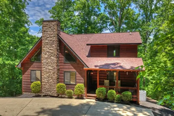 565 Catawba Circle, Ellijay, GA 30540