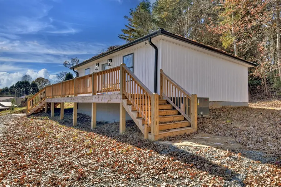 1144 Blue Ridge Drive, McCaysville, GA 30555 - #3