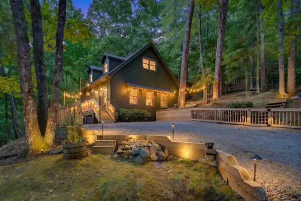 747 Mountain Oak Road, Ellijay, GA 30540