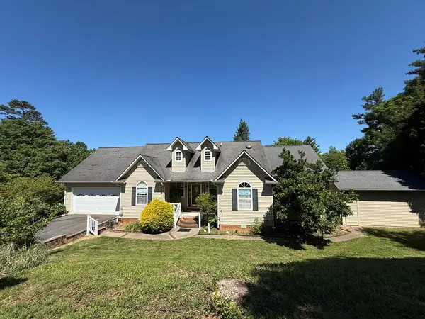 77 Settawig Trace, Brasstown, NC 28902