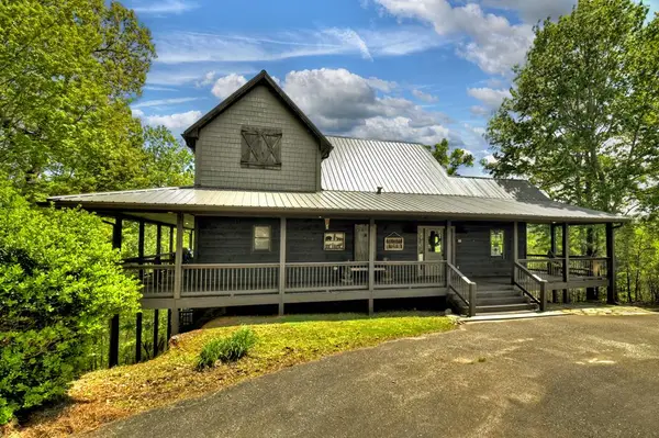 46 Cochise Road, Blue Ridge, GA 30513