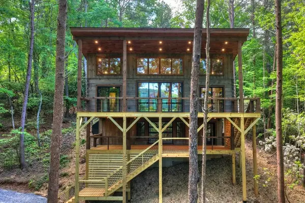 328 Crabapple Drive, Blue Ridge, GA 30513