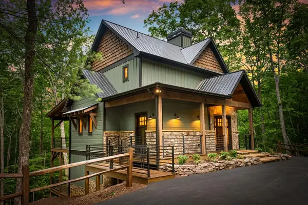 919 Price Road, Blue Ridge, GA 30513