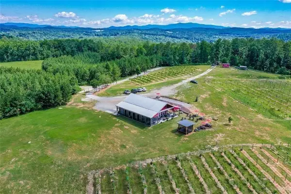 119 Inland Drive, Talking Rock, GA 30175
