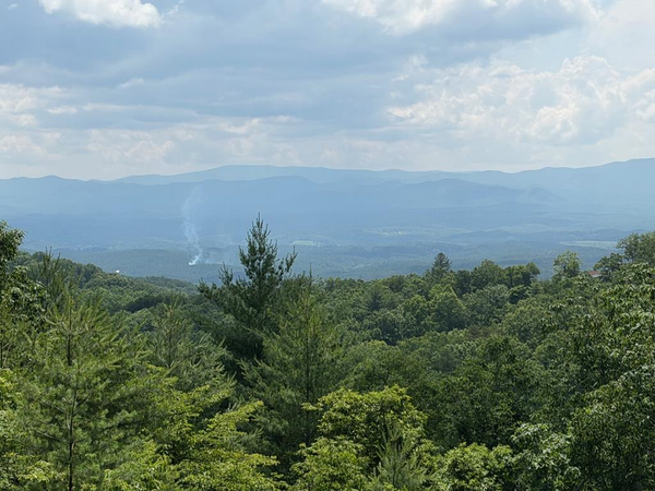340 Lazy Country Cove Road, Murphy, NC 29806