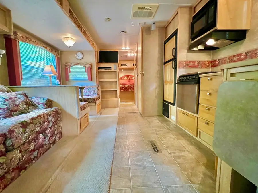 28 11th Street, Ellijay, GA 30540 - #3