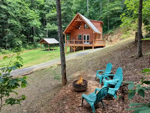 619 Cherokee Oaks Road, Murphy, NC 28906