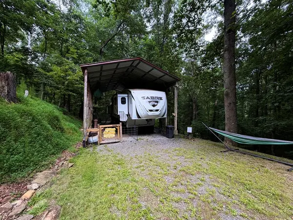 304 9th Street, Ellijay, GA 30540