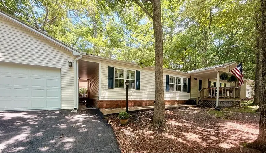 622 Lakeside Drive, Blairsville, GA 30512 - #2