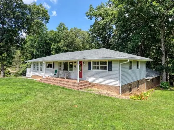 52 Farner-plott Drive, Blairsville, GA 30512