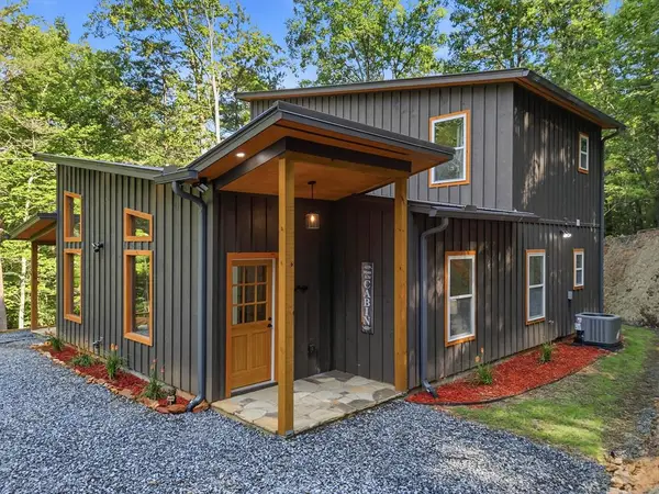 202 Jonquil Lane, Ellijay, GA 30540