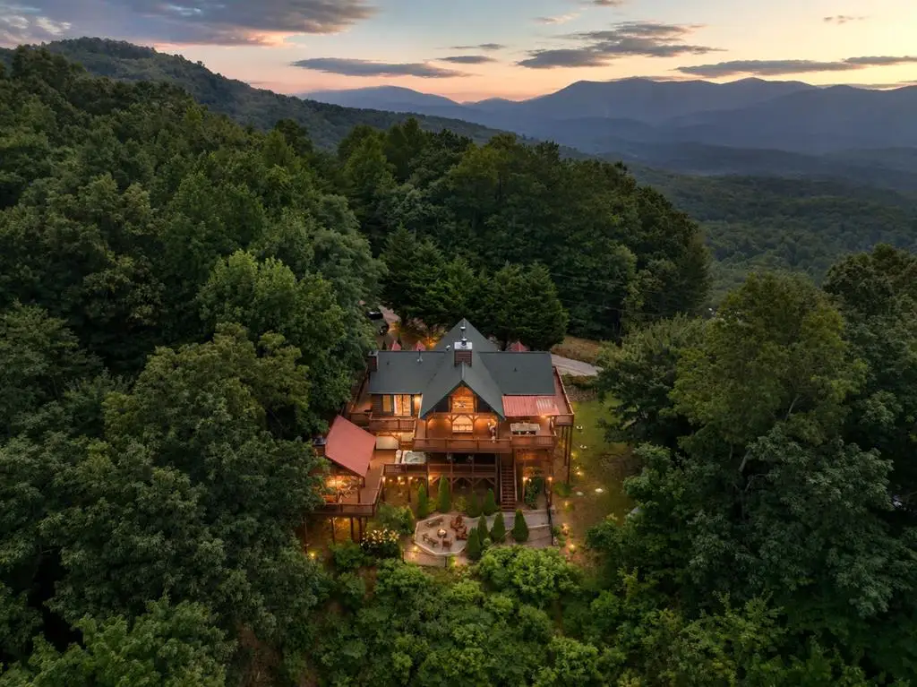 551 Amy Creek Circle, Ellijay, GA 30540 - #1