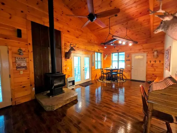150 Trail Tree Drive, Blairsville, GA 30512