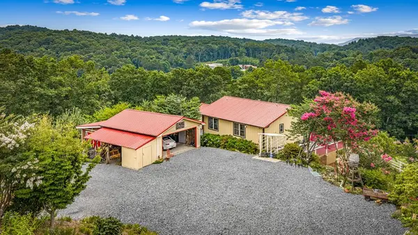 90 Fox Run, Blue Ridge, GA 30513