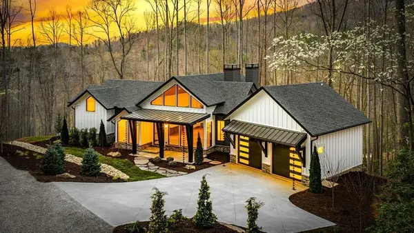 172 Grand Oaks Trail, Morganton, GA 30560