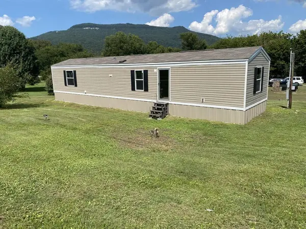 27 Fricks Lane, Rising Fawn, GA 30738