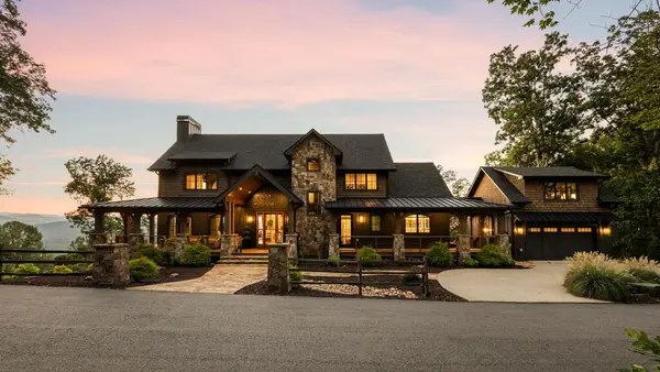 684 Overlook Road, Blue Ridge, GA 30513