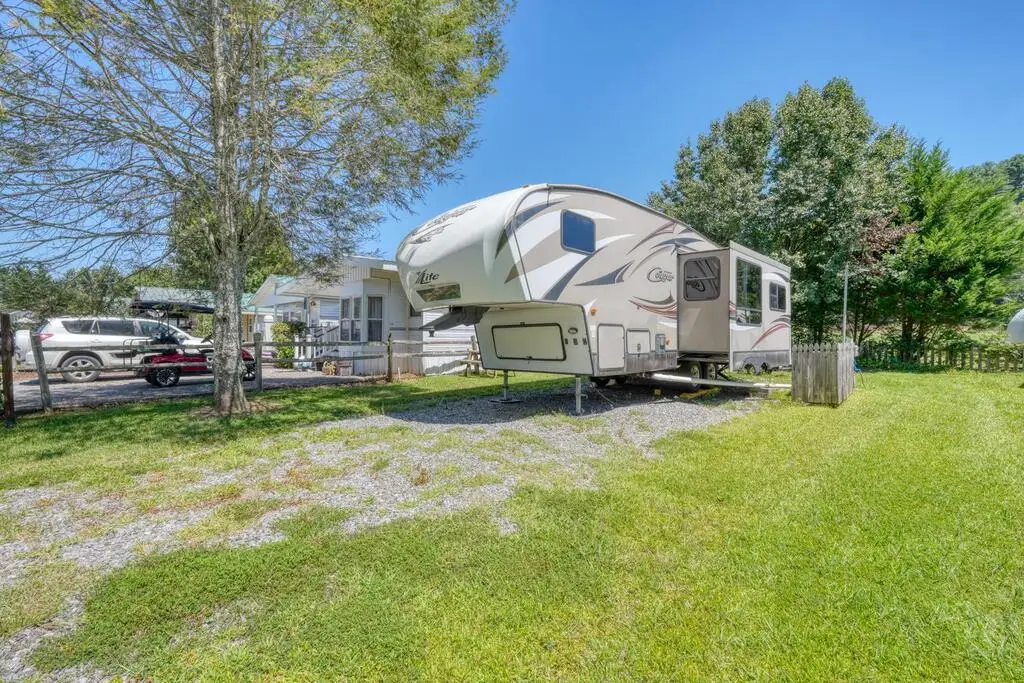 4358 Riverbank Run, Hiawassee, GA 30546 - #1