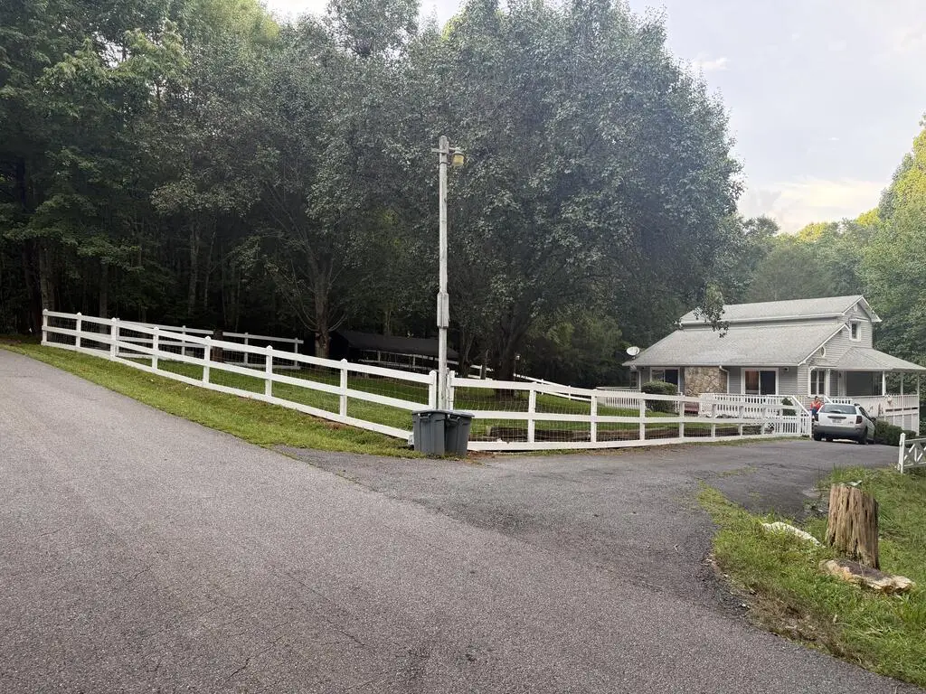 6881 Woodlake Circle, Young Harris, GA 30582 - #1