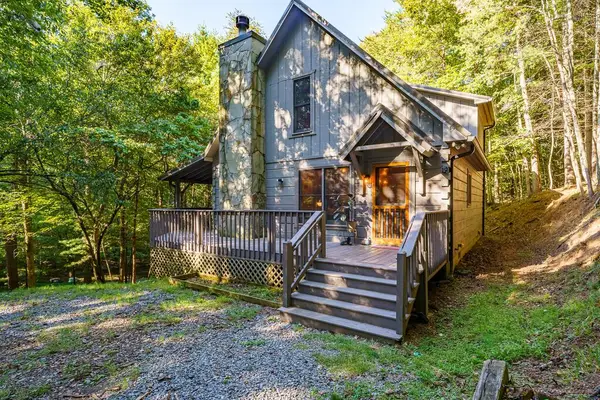 19 Blackberry Falls Lane, Ellijay, GA 30536