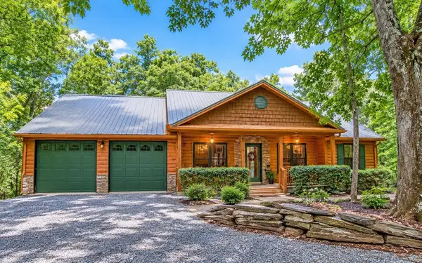 803 Brookhaven Lane, Blue Ridge, GA 30513