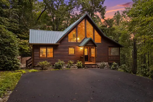 123 Lone Oak Drive, Blue Ridge, GA 30513