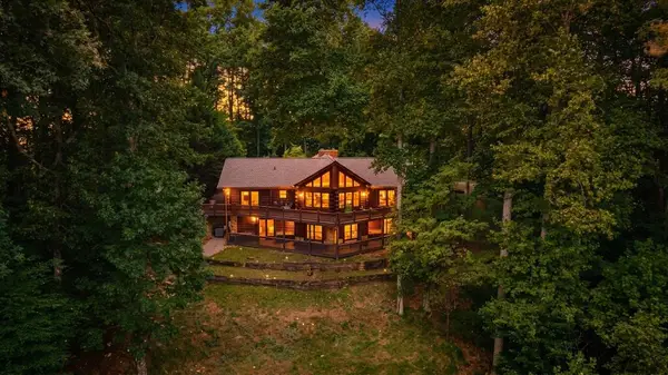 260 Observation Lane, Blue Ridge, GA 30513