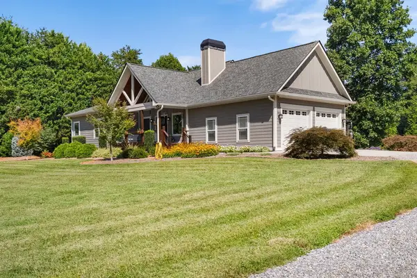 1702 Cedar Cliff Road, Hiawassee, GA 30546