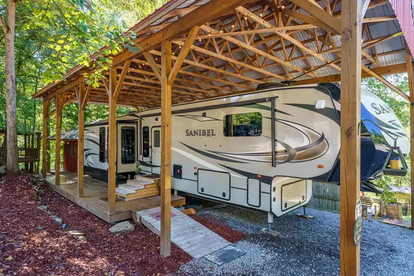 127 3rd Street, Ellijay, GA 30540