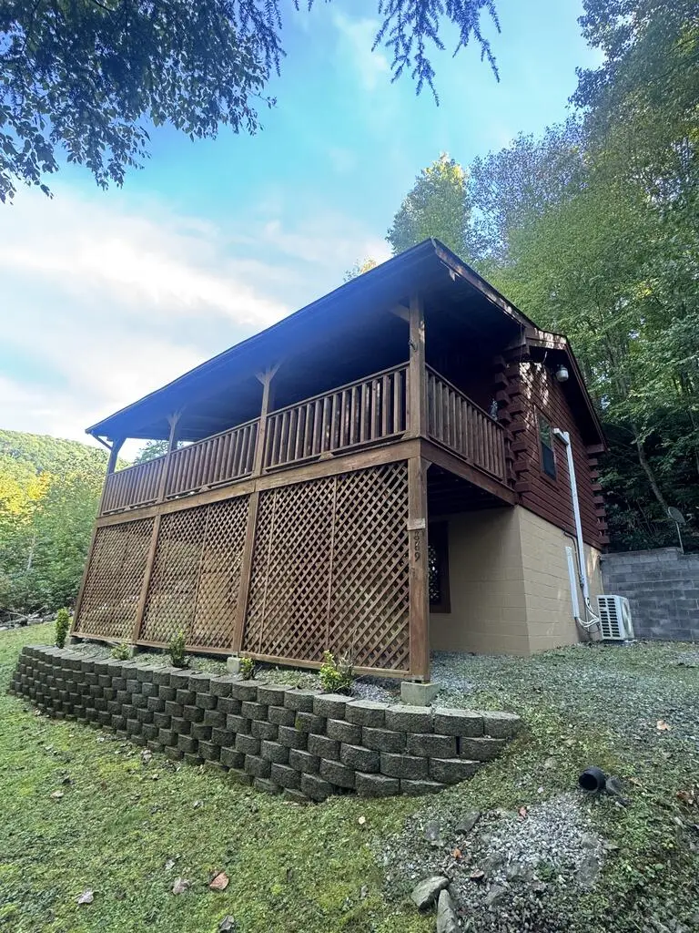 889 Wagon Train Road, Murphy, NC 28906 - #1