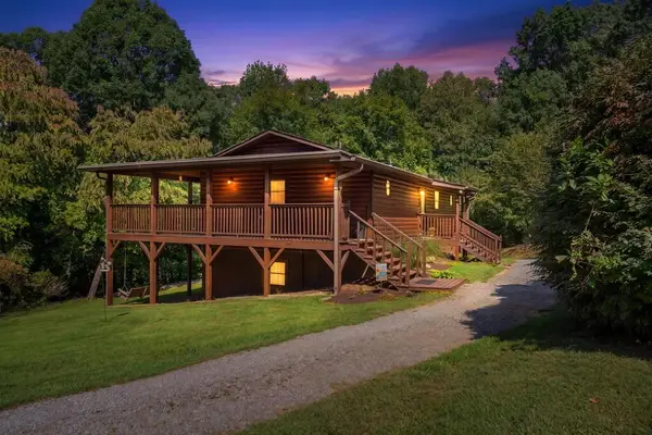223 Mountain Breezes Drive, Hayesville, NC 28904