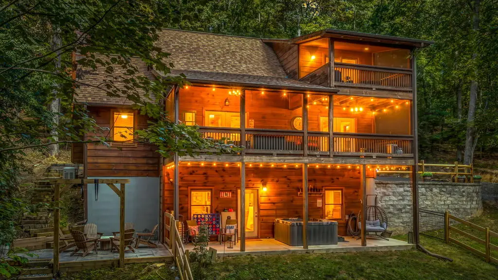 111 Windy Valley Spur, Blue Ridge, GA 30513 - #1
