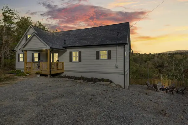 587 Oak Trace East, Jasper, GA 30143