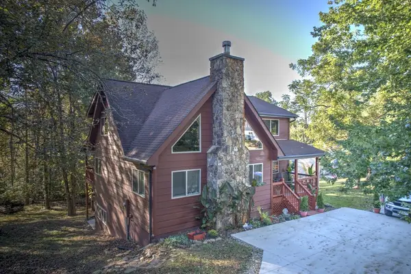 34 Birch Cove Road, Blairsville, GA 30512