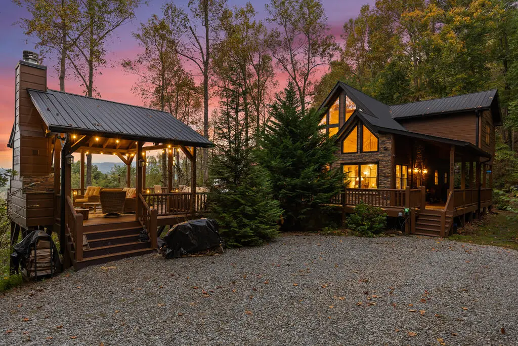 929 Overlook Road, Blue Ridge, GA 30513 - #1